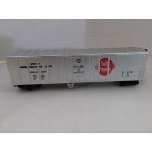 Bachmann HO Scale Swift Refrigerator Premium Box Car SRLX 4244